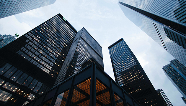 CEO 接班人一定要來自同業？