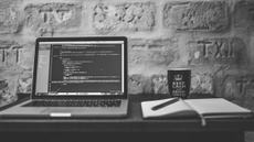 為何有些網路企業成功,有些難逃失敗?