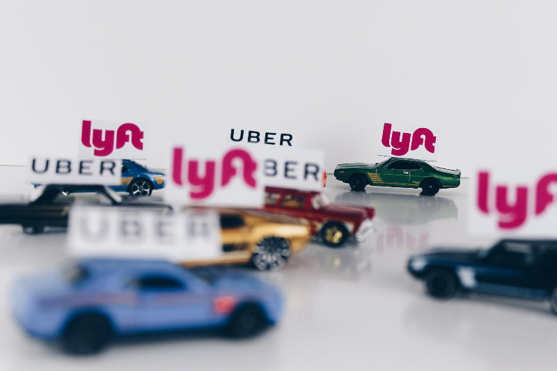 平平是共享經濟的頭號平台大咖，Uber為什麼慘輸Airbnb？