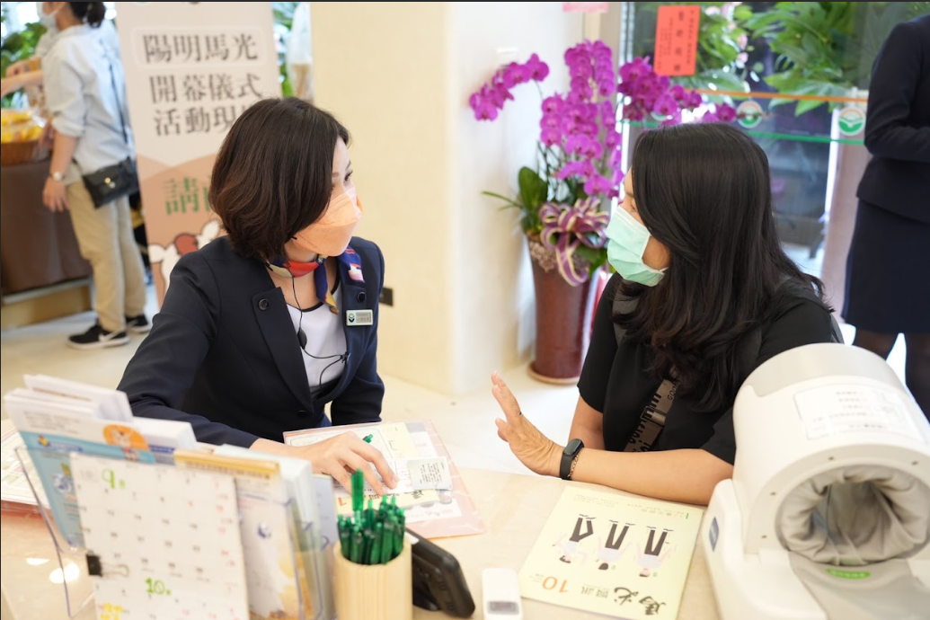 企業正在共學：馬光中醫讀《剛剛好的款待》，跨界學服務，更多溫暖與貼心
