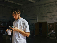 想要分心、切換螢幕畫面時，先問自己這些問題