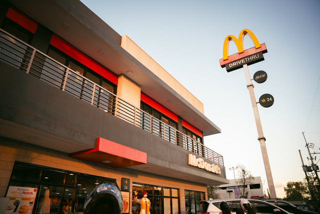 麥當勞的成功祕方不僅是餐點，更在於獨特的商業模式