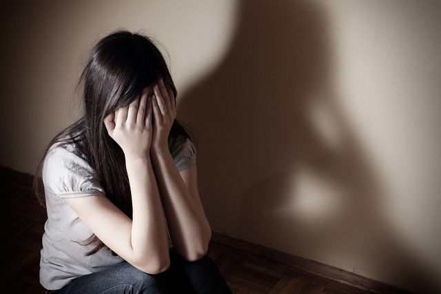 別人發生問題時，你是法官、師長，還是同伴？