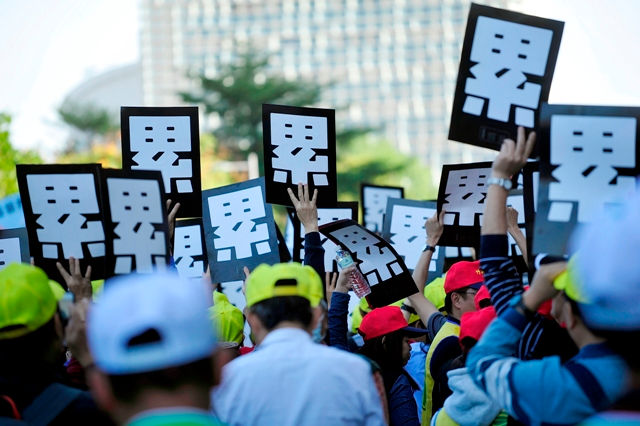 【投書】勞基法只是最低標，政府不能再把人權往下修！