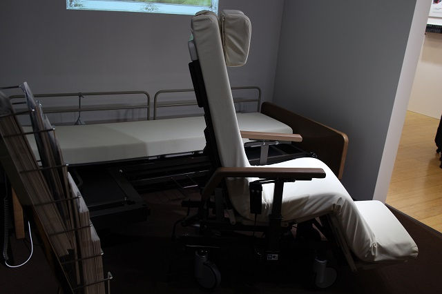 我們想要的不是冰冷的醫療場所，而是一個「像家的地方」