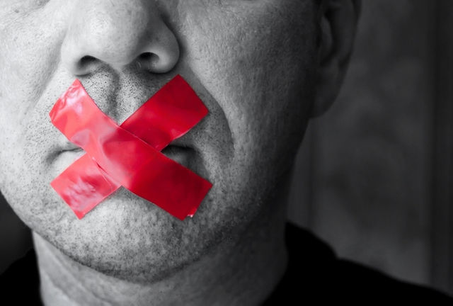 房間裡的大象：談公務員的「言論自由」