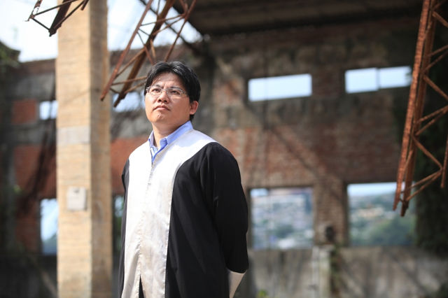 阿嬤，你沒欠國家一毛錢──邱顯智律師回憶關廠工人案全紀錄