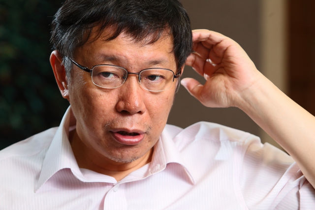 柯P神話幻滅？「尊重專業」才是得到信任的關鍵