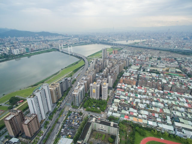 無中生有的土地，到底肥了誰？──容積轉移的真相