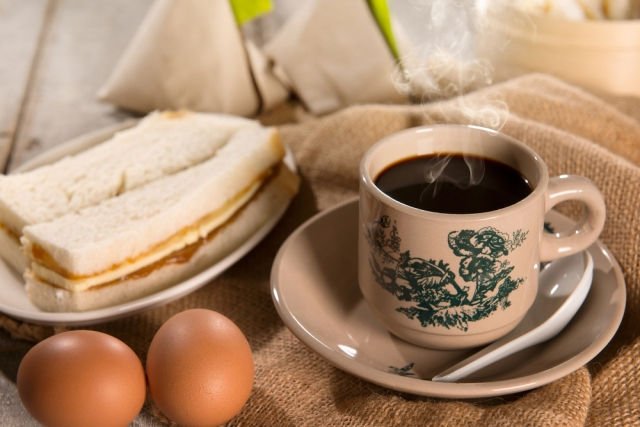 【粗茶淡飯】早餐的意思