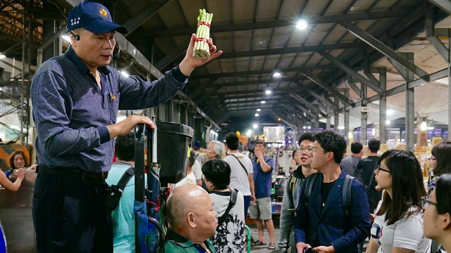 凌晨兩點鐘的通識課──由果菜市場開展的食物之旅