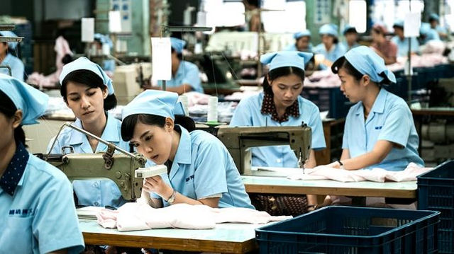 奇蹟的女兒，以及我記憶裡的紡織廠