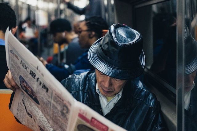 是美食八卦小報，還是深度新聞媒體？BuzzFeed的「父子騎驢」