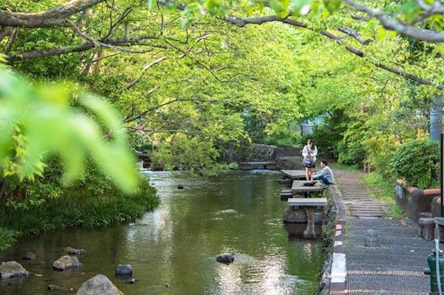 他們用25年守護一條河：「學習型鄉鎮」揭示的地方曙光
