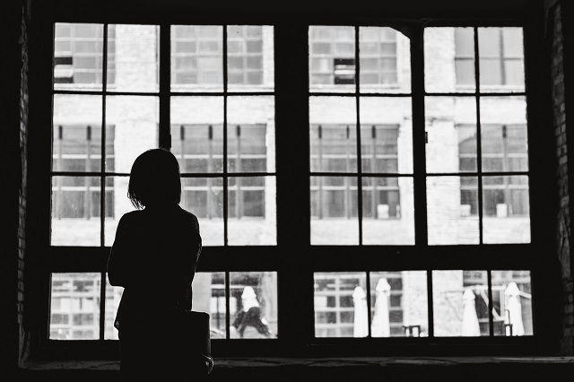 穿越個人與社群、自利與利他的天險