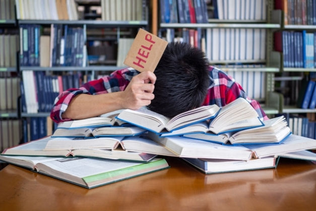 流浪博士、大學兼課與「又醜又笨的學生」：我們教書，到底為的是什麼？