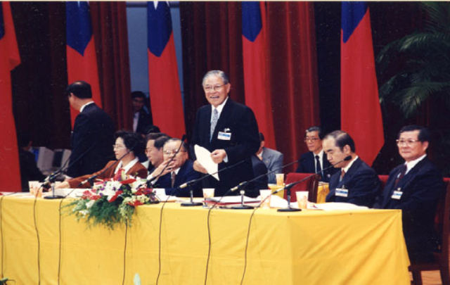 台灣民主改革之父：周玉蔻的李登輝三書