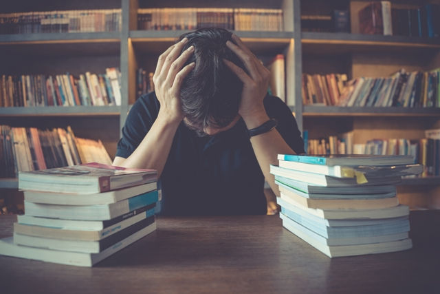 你上的大學不是你以為的大學，而你以為的教授其實是個臨時工