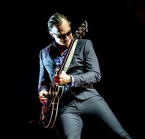加油，全力以赴的JOE BONAMASSA！