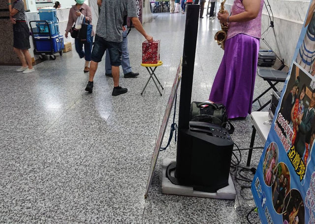 疫情困頓中，他們的善良仍處處發光