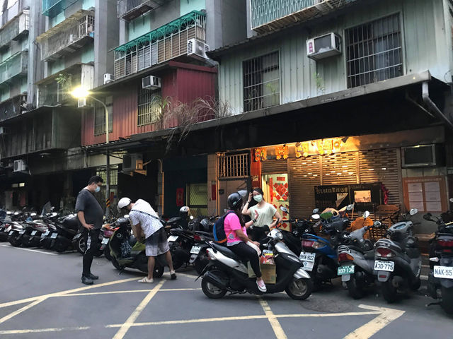 三級警戒風暴中，萬華底層家庭面對哪些困境？
