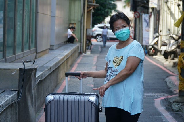 【無家者的自白】街頭像我的大行李箱，很重，但可以裝很多