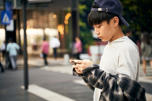 【投書】教育現場的真假之戰：今天，你碰到假訊息了嗎？