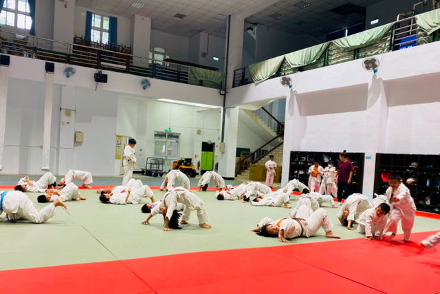 不只是柔道教練！耕耘10年，她在學校給偏鄉孩子「家」的歸屬
