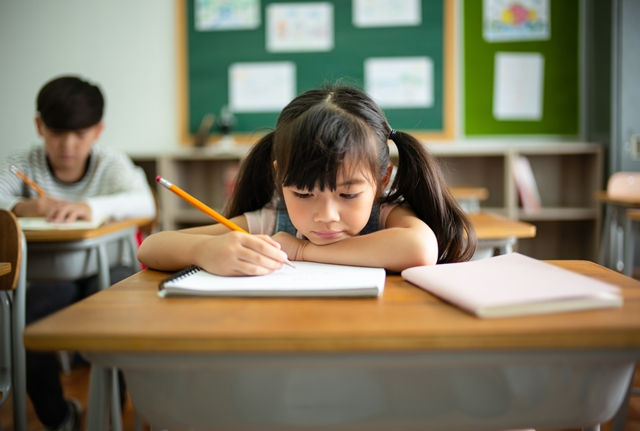 「你在班上有害怕的人嗎？」陪著孩子，一起走過青春期的同儕壓力