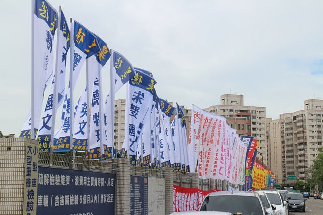 只要雙語，不要國家？台灣語言的「他殺」與「自殺」