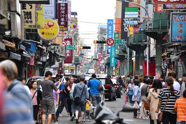 掌握人口，只看戶籍？正視台灣的「人口資料」危機