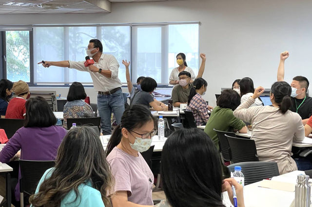 「什麼時候上國語課啊？」最勇敢的國語文教學，「厚學計劃」讓孩子愛上看書