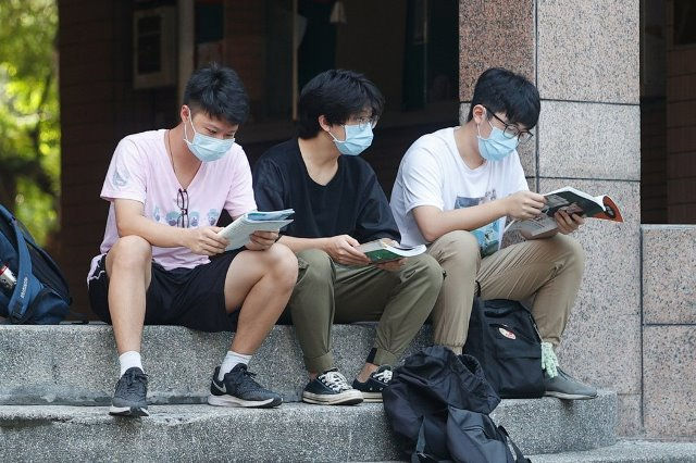 自殺率升因高樓增加？政策無法接住「墜落」的少年才是關鍵