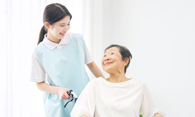 日本如何培養「品質好到被挖角」的長照移工？把外籍移工當「國家戰略」！