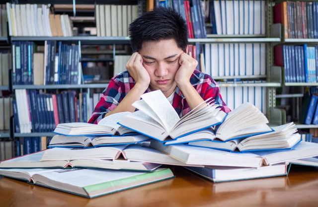 你以為她在談論課綱文言文？其實是大中國威權主義的集體招魂