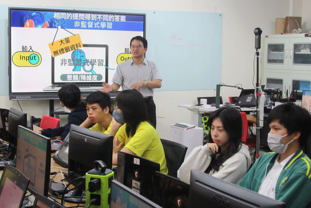 如果有一堂課，教你怎麼跟ChatGPT合作……學習讓AI當你的好幫手