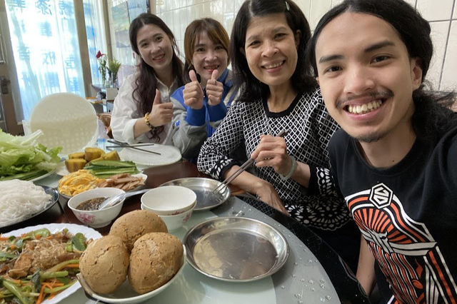 那一年，我回越南順化過春節：美食與溫情，是我最繽紛的童年回憶