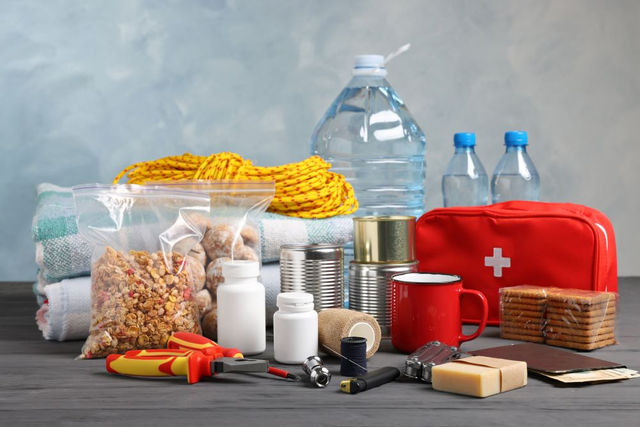 Mari Buat "Tas Siaga Bencana" yang Praktis! Bisa Dibeli di Supermarket atau Minimarket