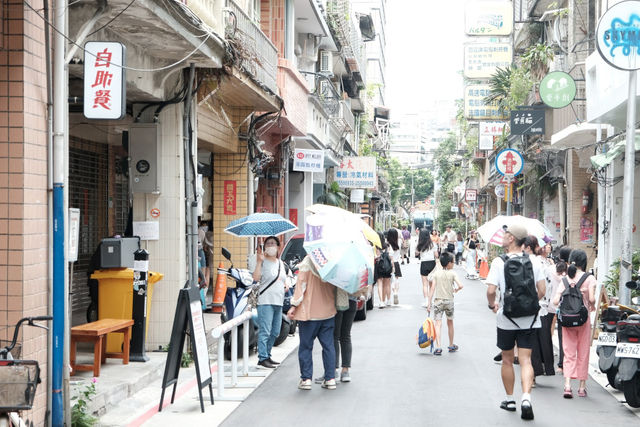 中山南西商圈生存危機！赤峰街周邊店家：「作為巷弄裡那家書店，我們失敗了」
