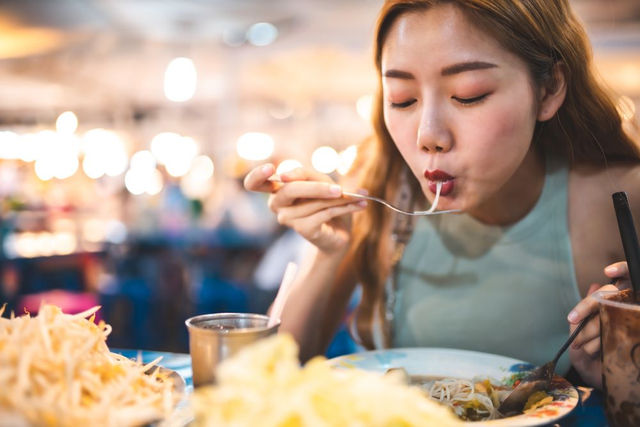 【投書】最後只用眼睛吃？美食網紅的「集體詞窮」現象