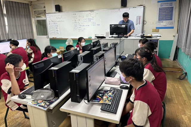 從國中開始培養科技公民：全台第一所「科技實驗國中」在做什麼？