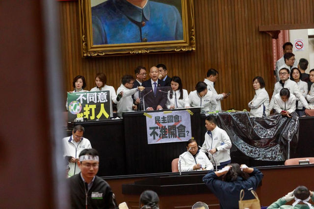 大法官人選全否決，「毀憲亂政」朝野都有責任！