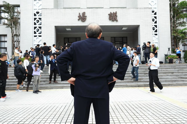 刪預算不該是情緒報復！凍結預算叫官員配合施政，這樣可以嗎？