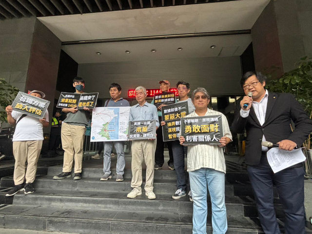 黑箱中奔馳的宜蘭高鐵：鐵道局「目中無人」，更掐死了台鐵的未來