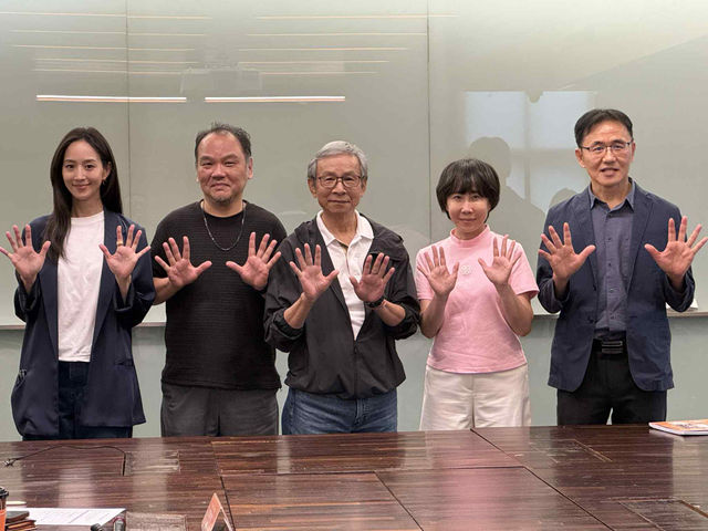 吳念真：這群移工的書寫，會開啟台灣文學的另一頁