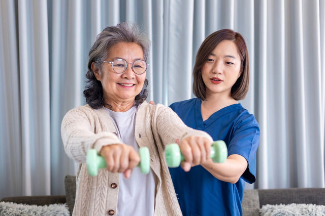 「我只是想幫忙，錯了嗎？」中國照服員在日本的第一課