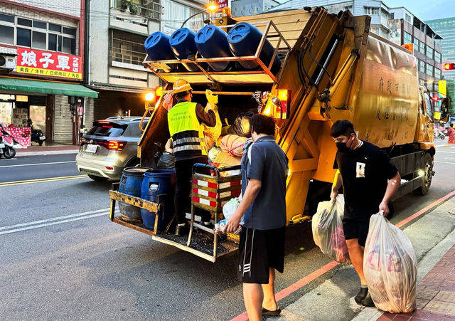 【投書】廚餘不養豬，造成焚化爐大塞車！短期應急需有更聰明處置