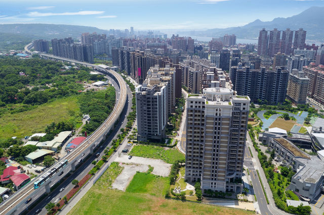 淡海新市鎮變成「炎每新市鎮」！淡水大停水事件戳破的不只水管，還有市府的治理