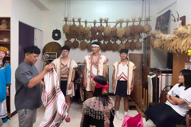 為部落搭一座橋：東布青的在地課程與蹲點實作，讓原住民青年重新找回認同