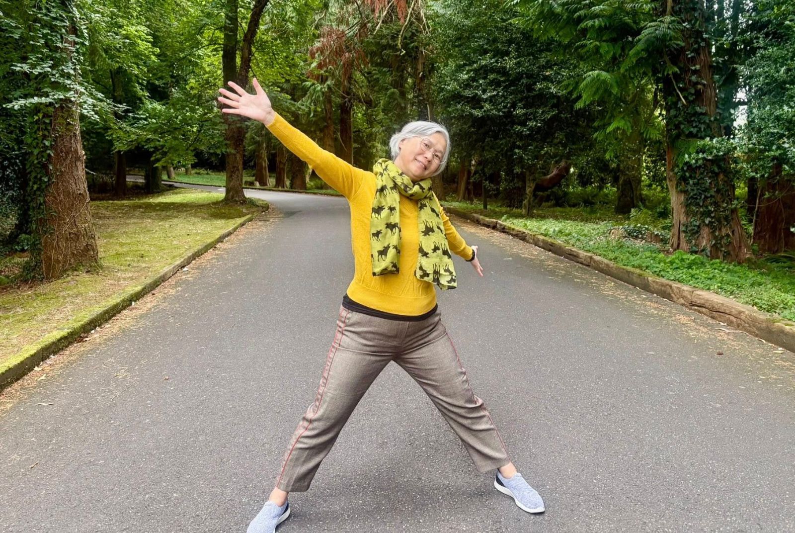 頭痛30年、50歲後終於解脫！面對更年期失眠盜汗，醫師李佳燕「一招轉念」共處
